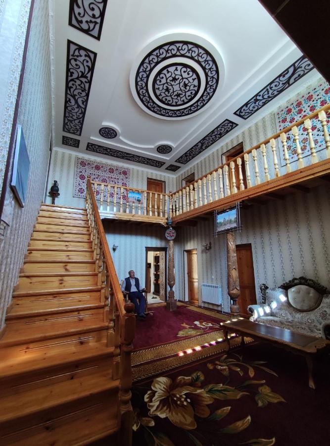 「キーワ アタベク」 B&B ヒヴァ エクステリア 写真