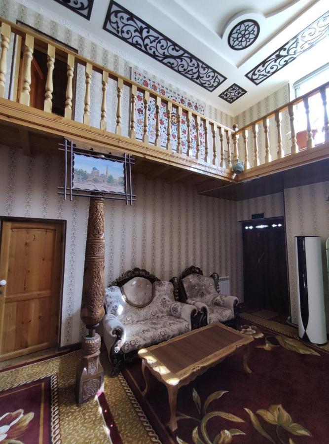 「キーワ アタベク」 B&B ヒヴァ エクステリア 写真